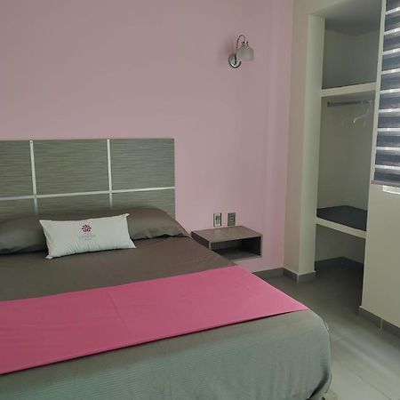 Villa Granada Santa Cruz Tecamac ภายนอก รูปภาพ