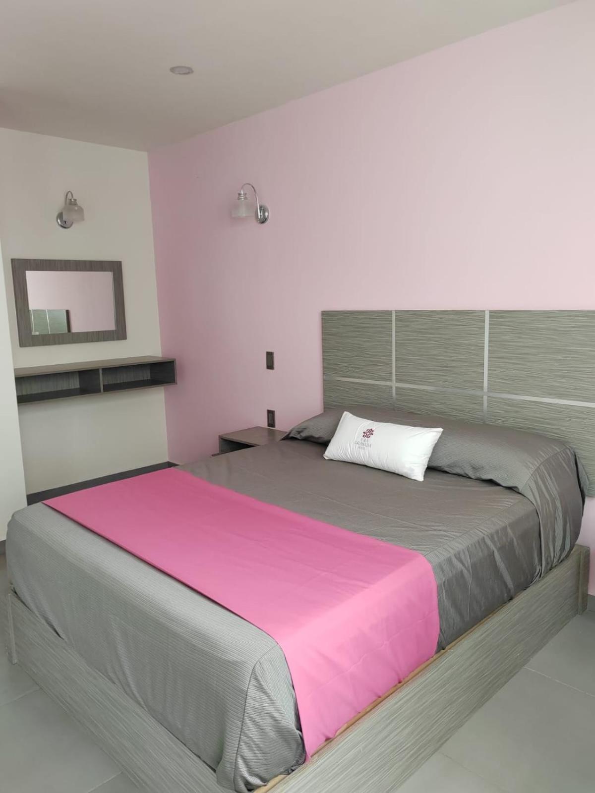 Villa Granada Santa Cruz Tecamac ภายนอก รูปภาพ