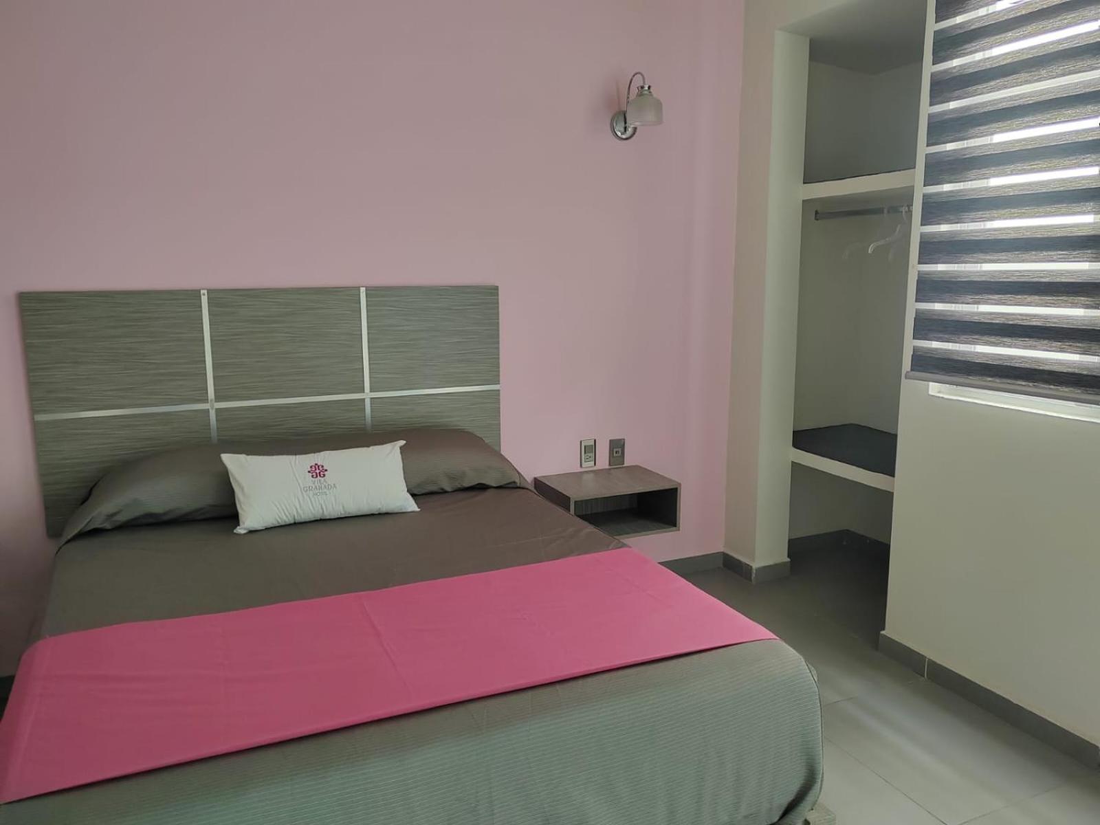 Villa Granada Santa Cruz Tecamac ภายนอก รูปภาพ