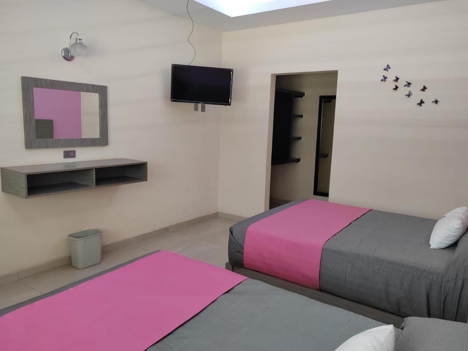 Villa Granada Santa Cruz Tecamac ภายนอก รูปภาพ